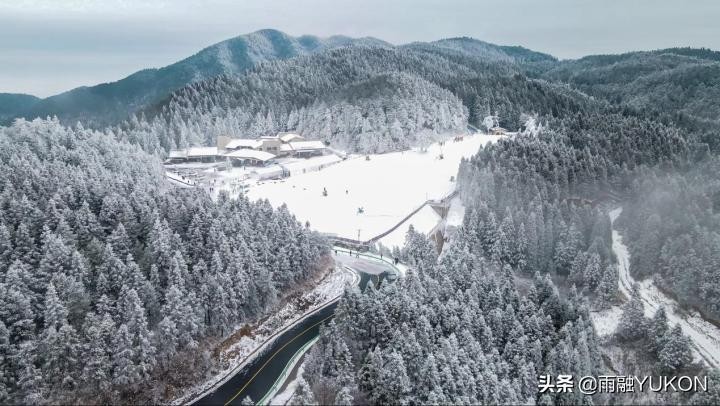 江西省滑雪温泉度假胜地：距南昌不到一小时，滑雪体验不亚于北方